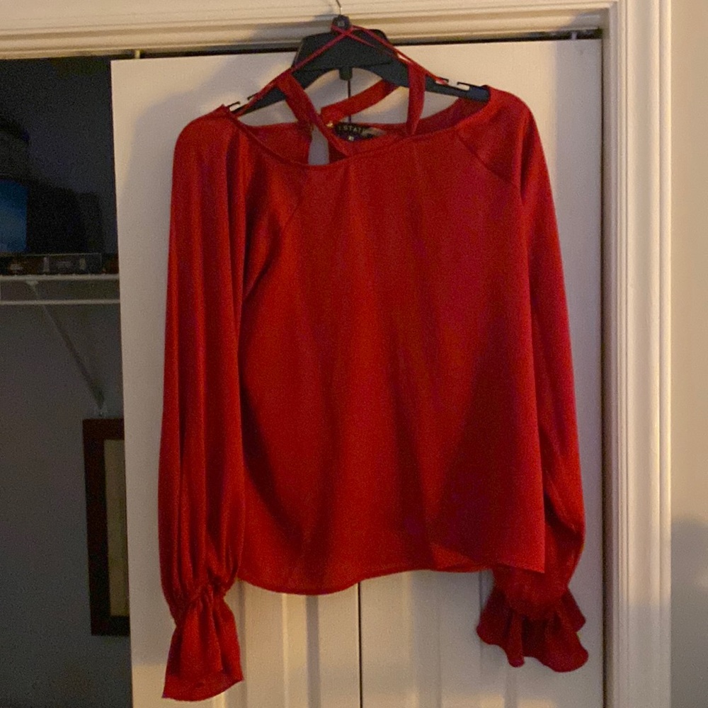 Gorgeous red top with pirate sleeves from 1. State. Size XM. Bold look!
